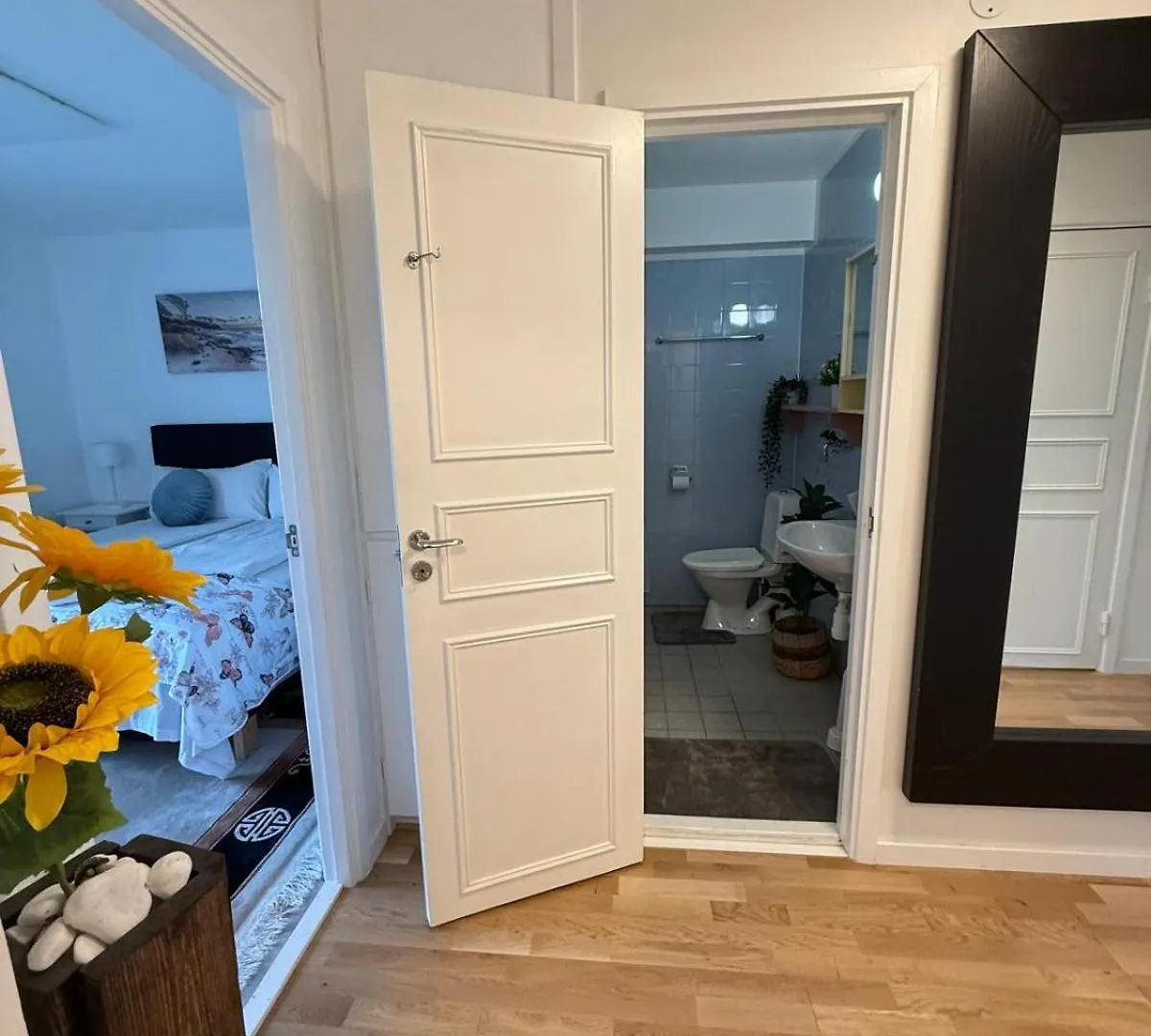 Spacious Apartment Near The Subway Stockholm