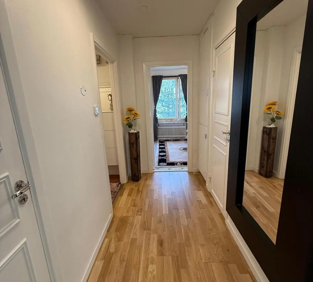 Spacious Apartment Near The Subway Stockholm Sweden